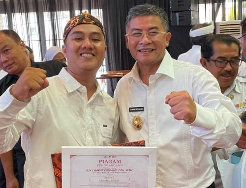 Inspiratif! Riky Yakub Firdaus (Guru Mapel Ekonomi) Bawa Pulang Gelar Juara 1 Lomba Essai Hari Koperasi ke-79 Tingkat Provinsi Jawa Barat