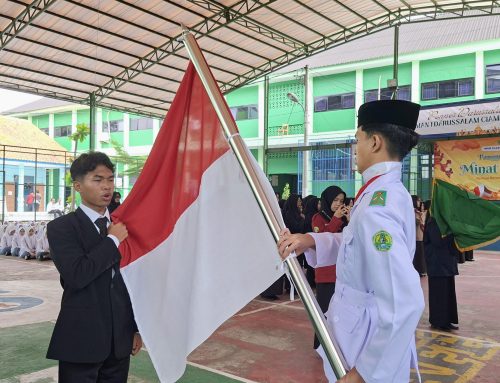 Resmi Dilantik Kepala Madrasah, Pengurus Ekstrakurikuler MAN 1 Darussalam Ciamis Siap Emban Amanah Masa Bakti 2026-2027